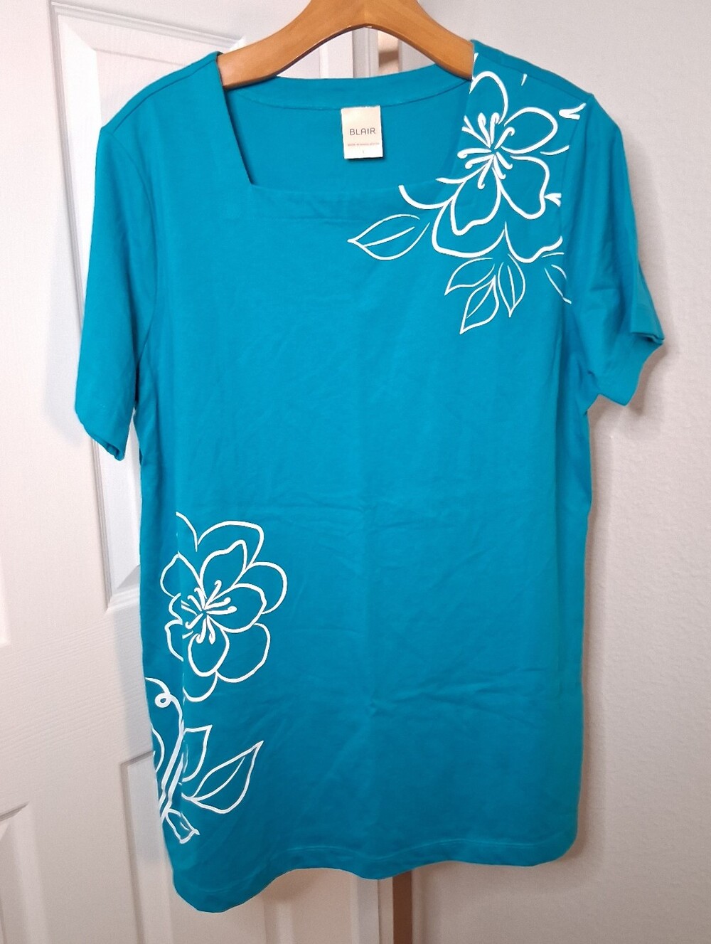 2/$5 - Blair Brand Teal Floral Printed T Shirt Blouse Large